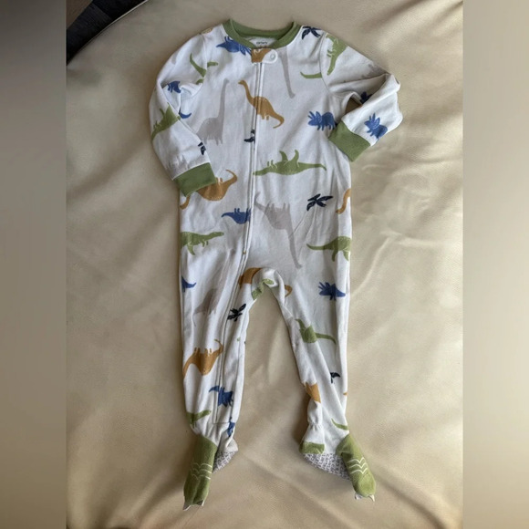 Bundle of dinosaur footed pajamas - Picture 6 of 13